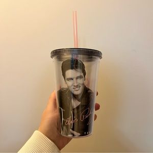 Elvis cup